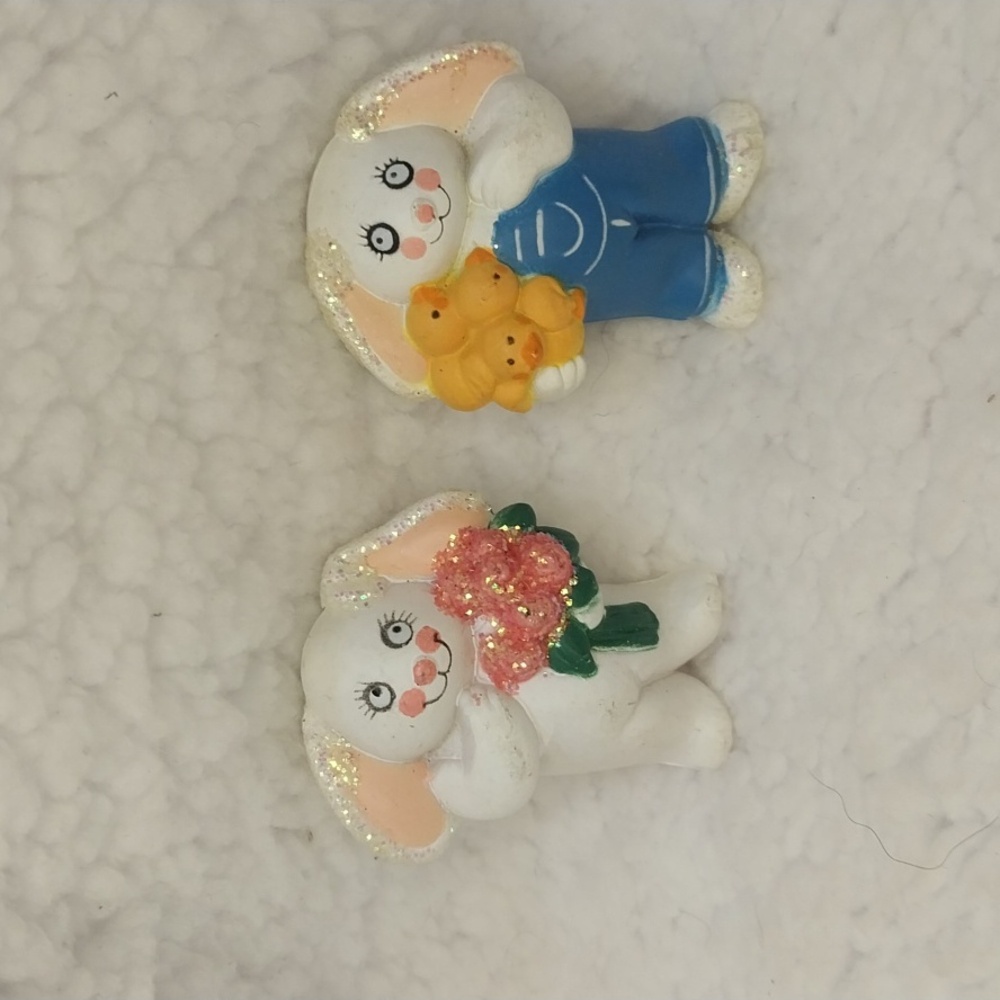Set of 2 Easter 🐣 Bunny Brooches